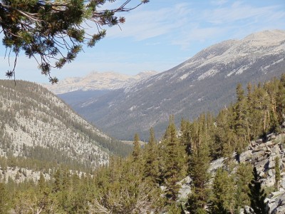 The majestic Lyell Canyon and the surrounding mountains